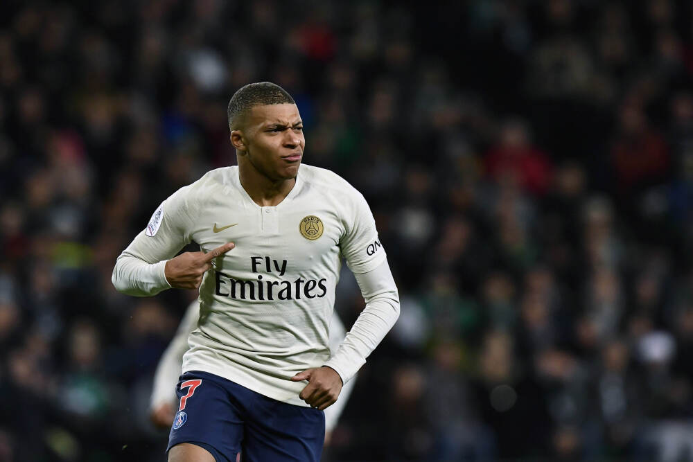 受冬季风暴影响 美国天然气期货价格突破6美元关口